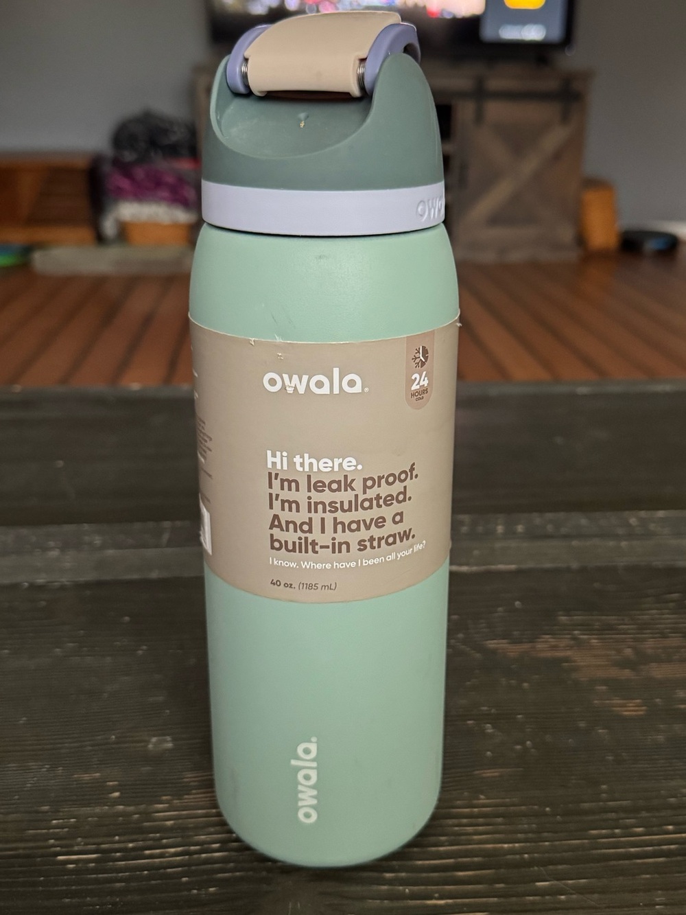 Owala Mint Green Insulated Water Bottle with Built-In Straw never used